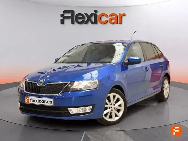 Usado Skoda Rapid 110 CV (80 kW) 2018 Azul Utilitario