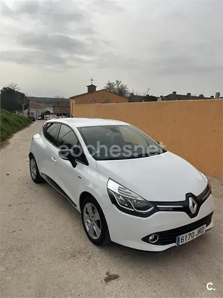 Usado Renault Clio IV LIMITED 90 CV (66 kW) 2016 Blanco Berlina