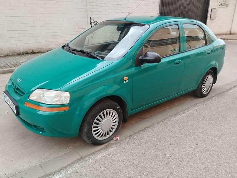 Usado Chevrolet Kalos 94 CV (69 kW) 2003 Verde Utilitario