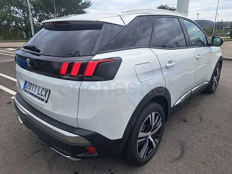 Usado Peugeot 3008 Active 130 CV (95 kW) 2020 Blanco SUV
