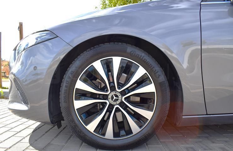 Usado Mercedes A180 Progressive 136 CV (100 kW) 2020 Blanco Berlina