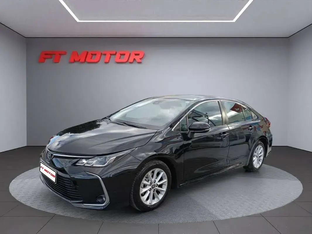 Usado Toyota Corolla Business Edition 121 CV (88 kW) 2022 Negro Berlina