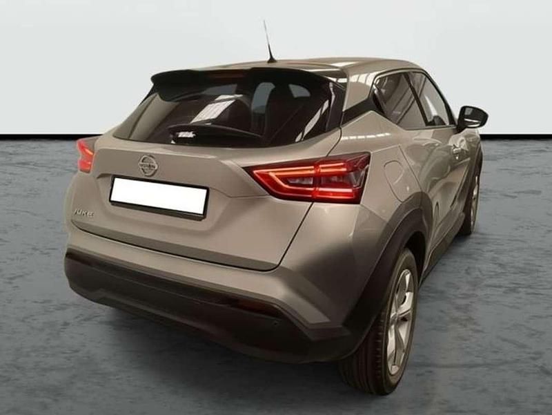 Usado Nissan Juke 117 CV (86 kW) 2020 Plateado SUV
