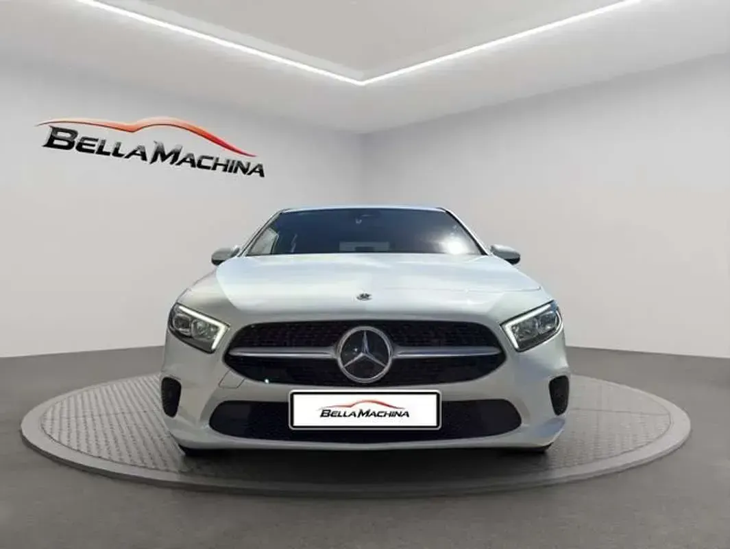 Usado Mercedes A250 218 CV (160 kW) 2022 Blanco Berlina