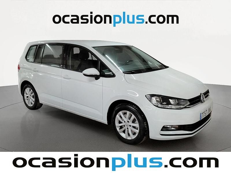 Usado VW Touran Edition 115 CV (84 kW) 2016 Blanco Monovolumen