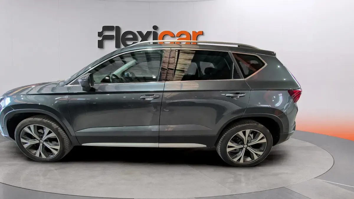 Usado Seat Ateca FR 150 CV (110 kW) 2021 Gris SUV