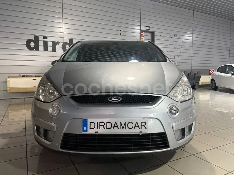 Usado Ford S-MAX Titanium 140 CV (102 kW) 2007 Gris / plata Monovolumen