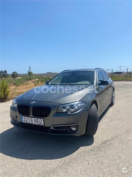 Gris / plata Usado 2014 BMW 518 Familiar | 12.500 € - Imagen 1/4