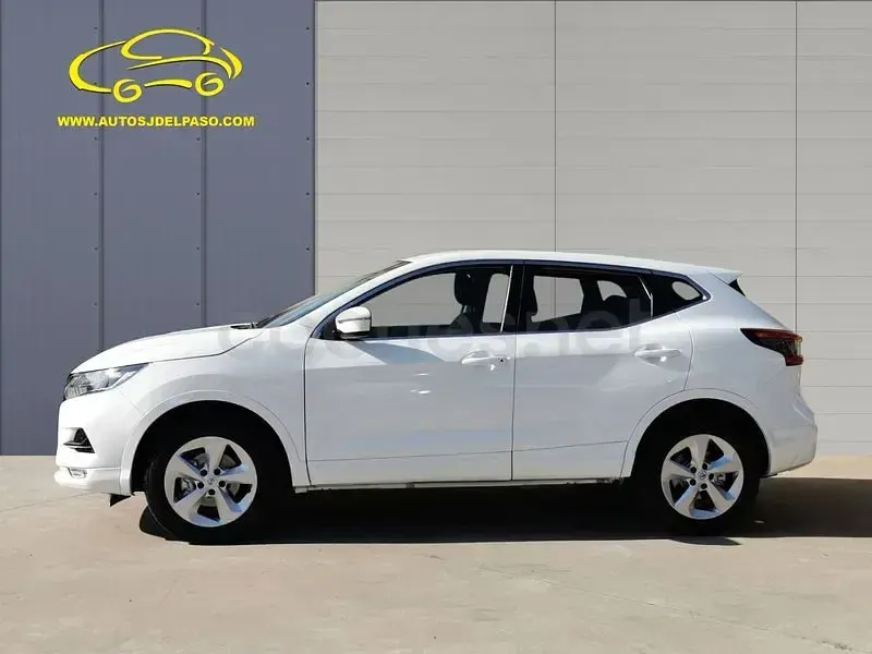 Usado Nissan Qashqai Acenta 140 CV (102 kW) 2021 Blanco SUV