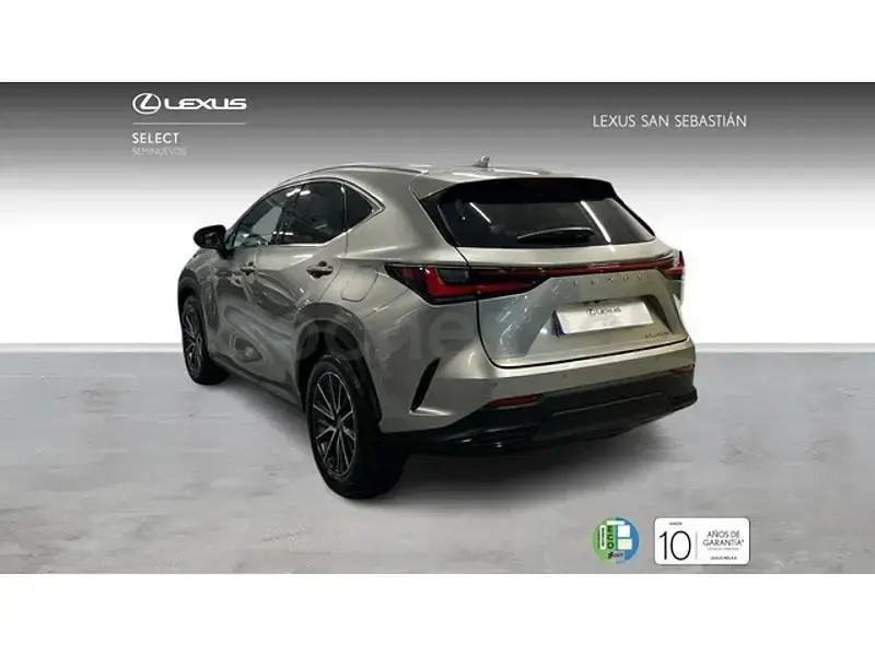 Usado Lexus NX450h+ Executive Line 306 CV (225 kW) 2022 Gris / plata SUV