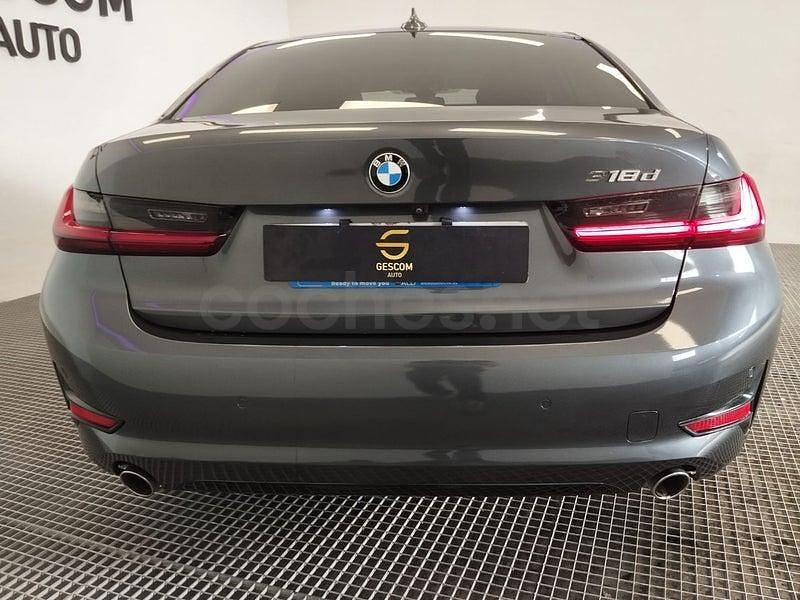 Usado BMW 318 150 CV (110 kW) 2022 Gris / plata Berlina
