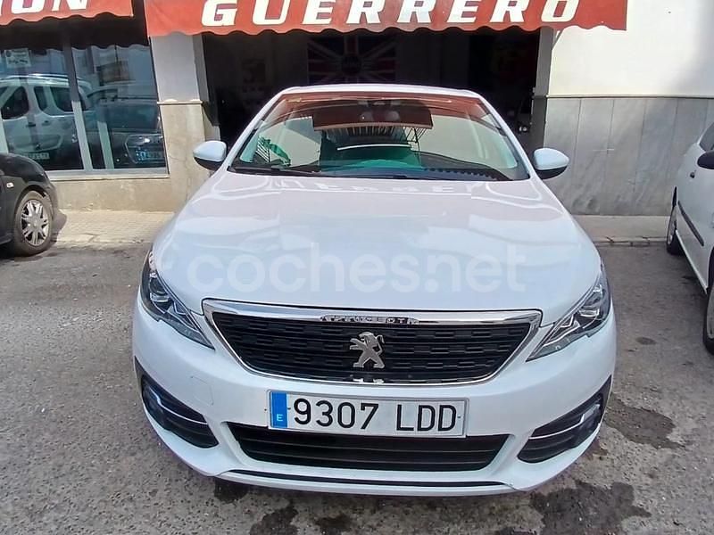 Blanco Usado 2020 Peugeot 308 Access Berlina | 10.500 € (Precio justo) - Imagen 1/4