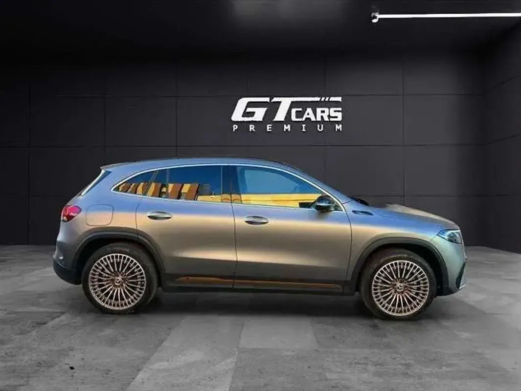 Usado Mercedes EQA250 139 kW (190 CV) 2022 Gris SUV