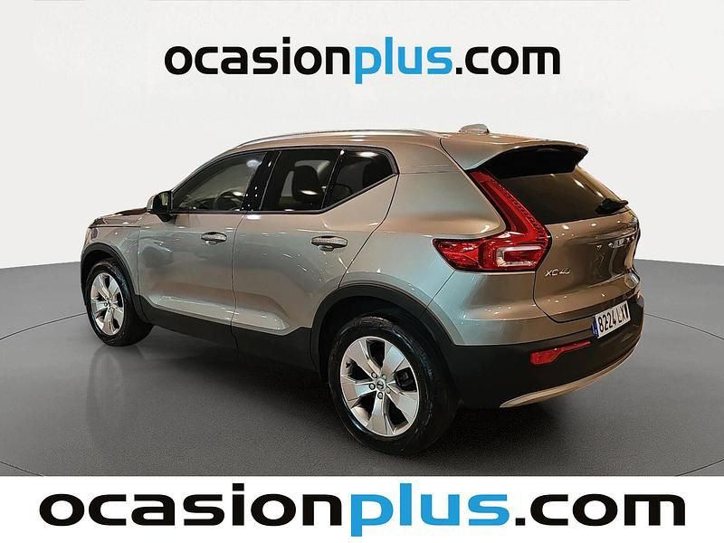 Usado Volvo XC40 Core 129 CV (94 kW) 2022 Gris SUV