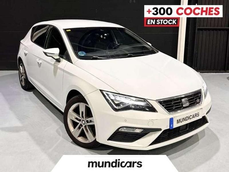 Usado Seat Leon FR 131 CV (96 kW) 2020 Blanco Utilitario