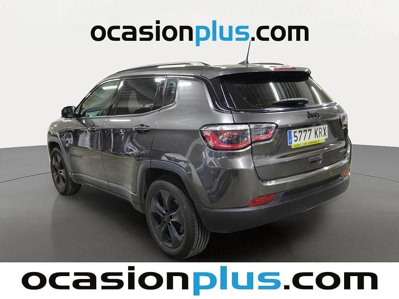 Usado Jeep Compass Night Eagle 140 CV (102 kW) 2018 Gris SUV