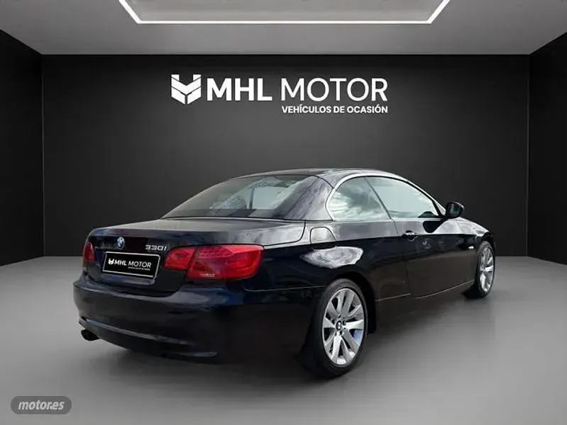 Usado BMW 330 Cabriolet 272 CV (200 kW) 2012 Negro Descapotable