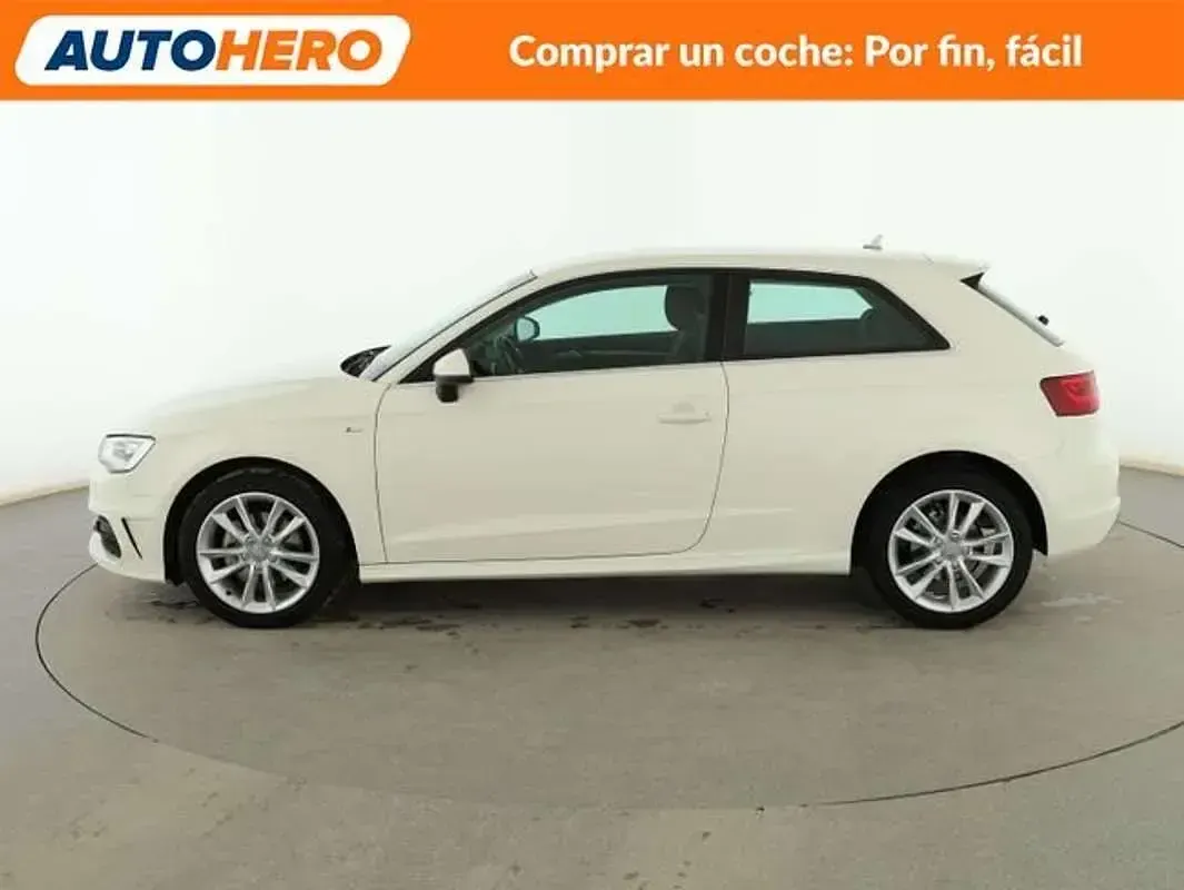 Usado Audi A3 Attraction 110 HP (80 kW) 2015 Branco Citadino