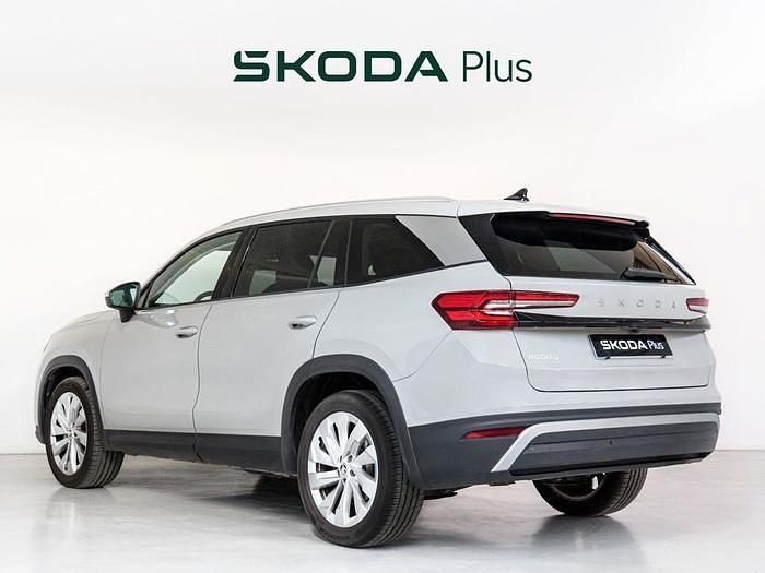 Gris Usado 2024 Skoda Kodiaq SUV | 37.400 € (Caro) - Imagen 1/4