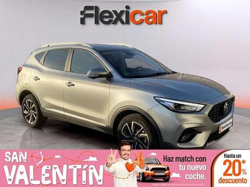 Usado MG ZS Luxury 106 CV (77 kW) 2024 Gris SUV