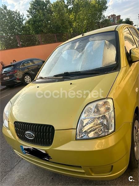 Amarillo Usado 2007 Kia Picanto LX Utilitario | 2100 € (Buen precio) - Imagen 1/2