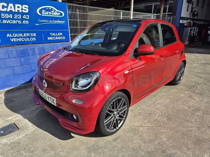 Usado Smart ForFour Passion 90 CV (66 kW) 2017 Granate Utilitario