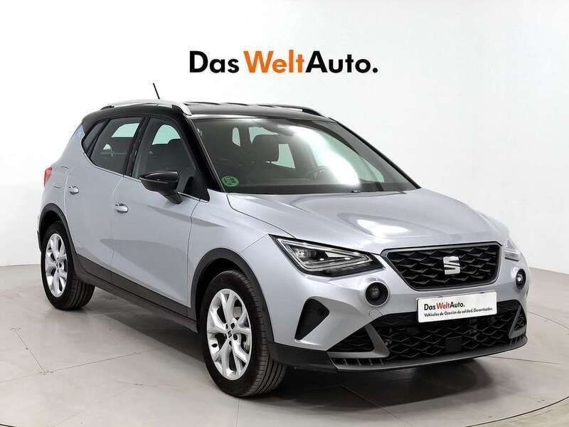 Negro Usado 2024 Seat Arona FR SUV | 19.400 € (Precio justo) - Imagen 1/4
