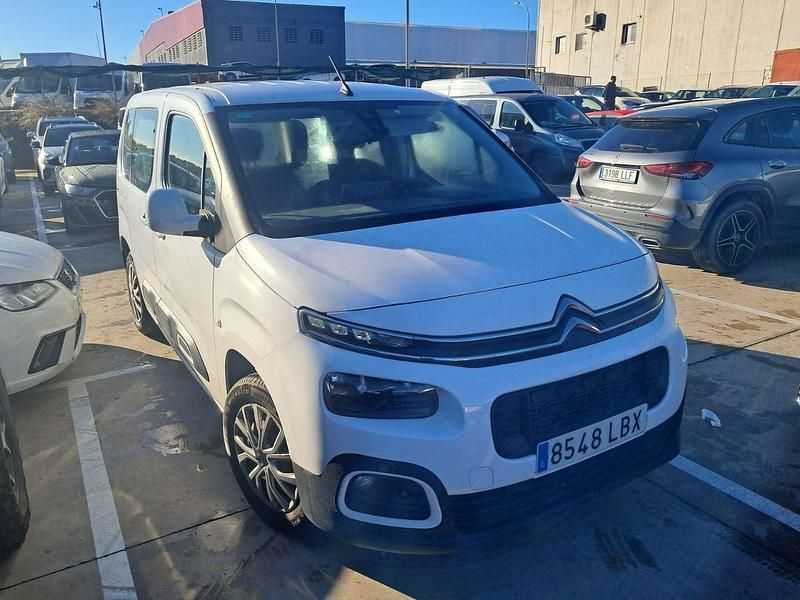 Usado Citroën Berlingo Feel 102 CV (75 kW) 2019 Blanco Monovolumen
