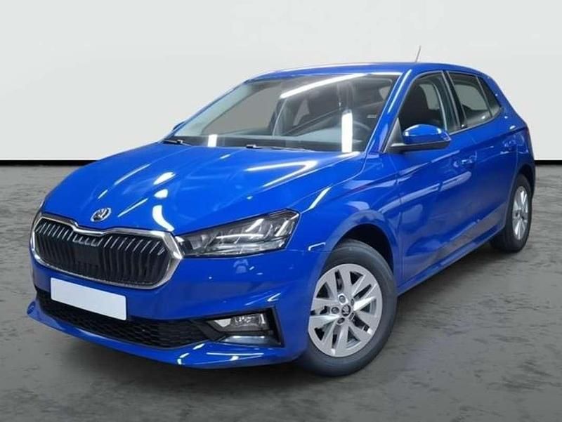 Azul Usado 2025 Skoda Fabia Selection Berlina | 15.590 € (Buen precio) - Imagen 1/4