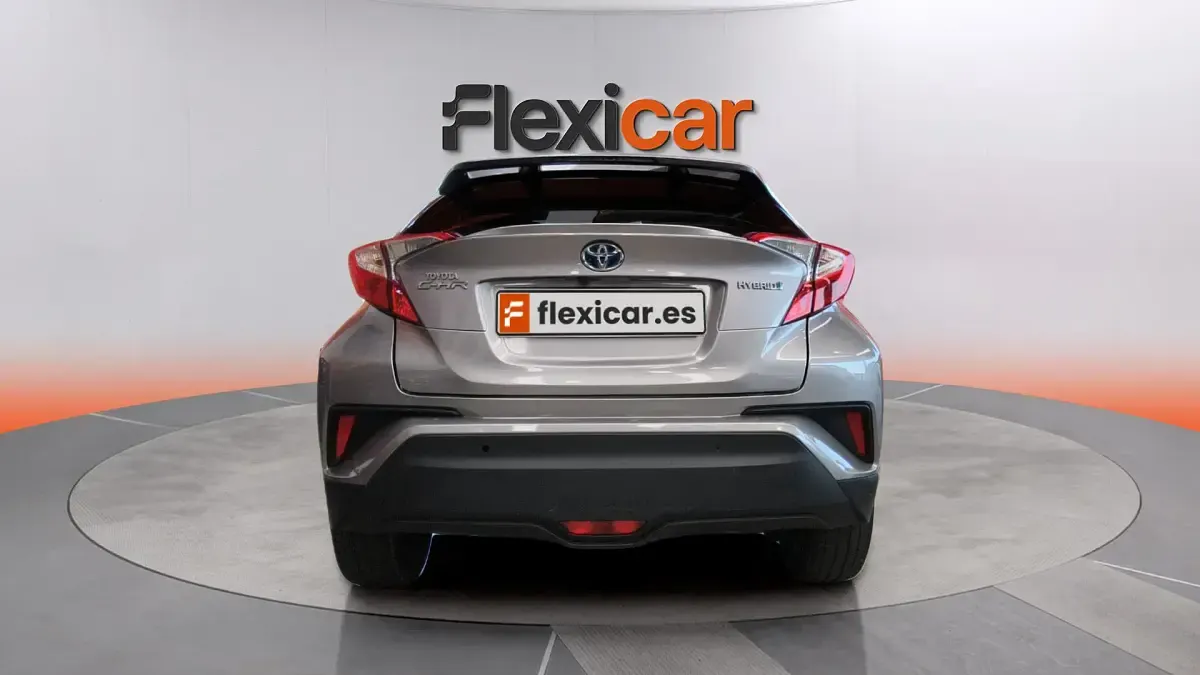 Usado Toyota C-HR Advance 122 CV (89 kW) 2019 Gris SUV