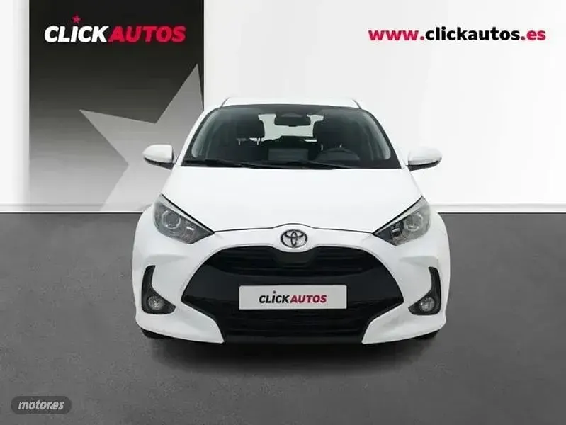 Usado Toyota Yaris Business Edition 116 CV (85 kW) 2025 Blanco Utilitario