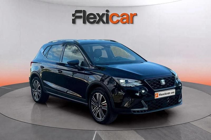 Negro Usado 2024 Seat Arona FR SUV | 19.990 € (Precio justo) - Imagen 1/4