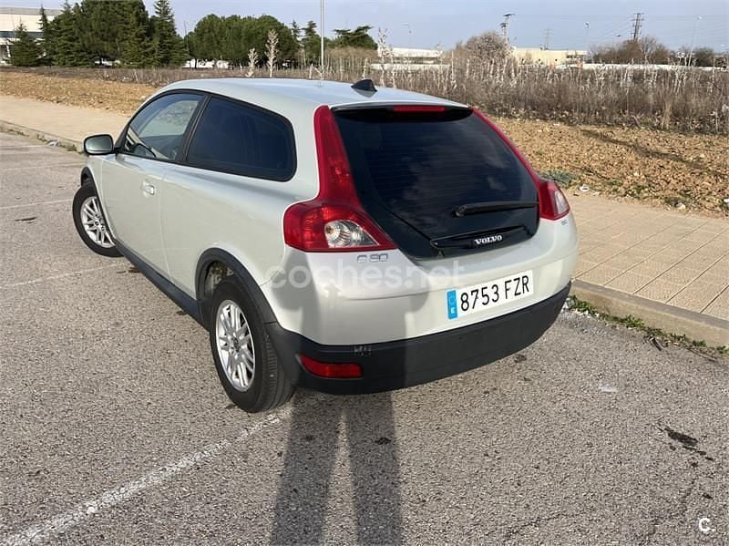 Usado Volvo C30 109 CV (80 kW) 2008 Beige Utilitario