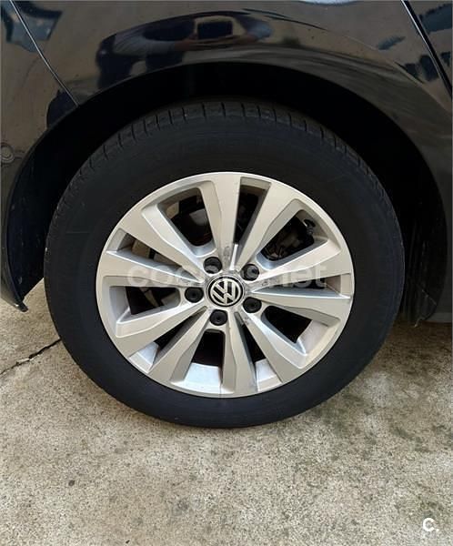 Usado VW Golf VII 110 CV (80 kW) 2013 Negro Berlina
