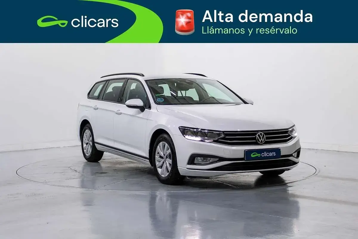 Usado VW Passat Business 122 CV (89 kW) 2022 Blanco Familiar