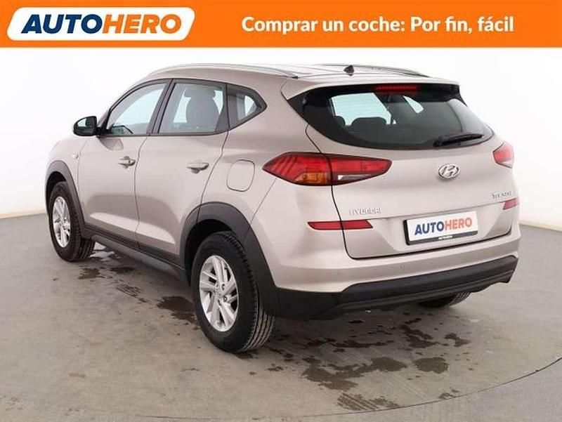 Usado Hyundai Tucson 132 CV (97 kW) 2019 Gris SUV