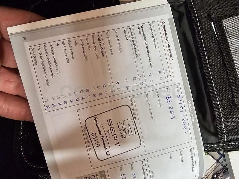 Usado Seat Ibiza Reference 90 CV (66 kW) 2017 Blanco Berlina