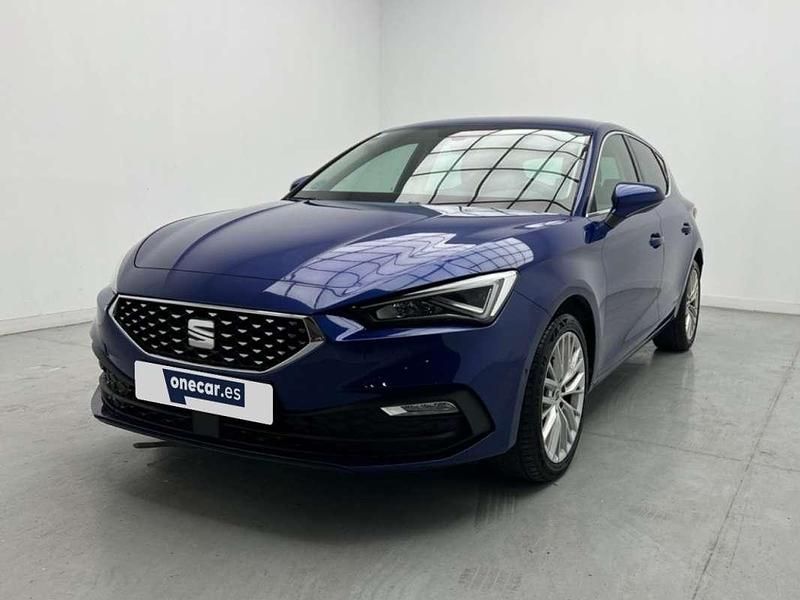 Usado Seat Leon XCELLENCE 150 CV (110 kW) 2021 Azul Berlina