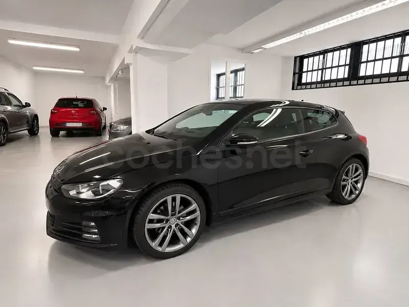 Usado VW Scirocco R-line 125 CV (91 kW) 2015 Negro Coupe