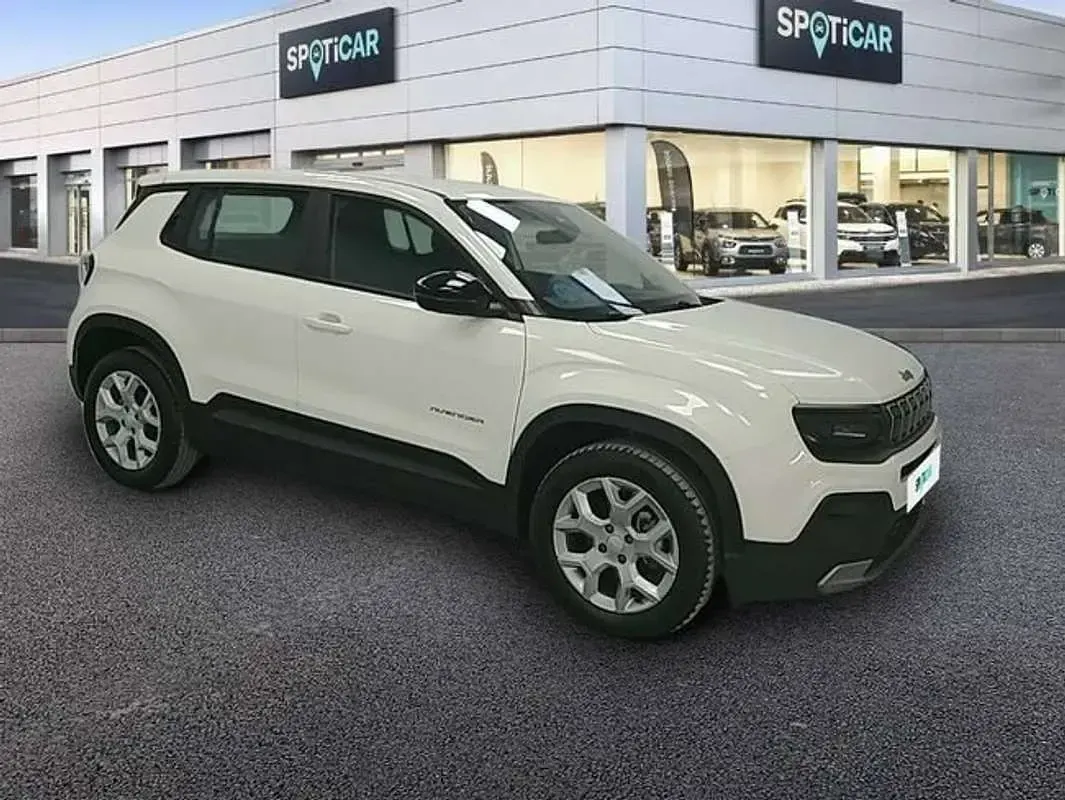 Usado Jeep Avenger Altitude 101 CV (74 kW) 2024 Blanco SUV