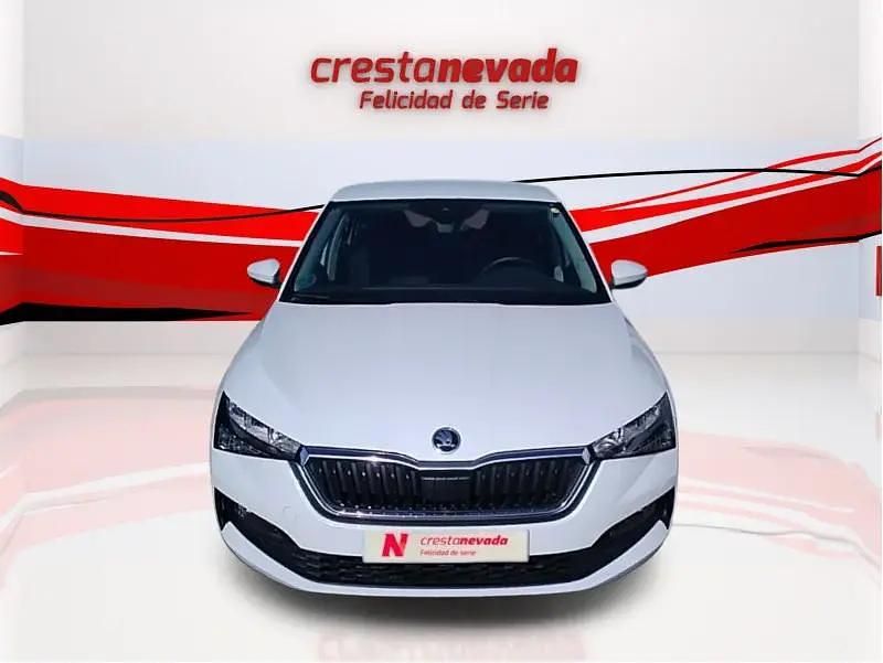 Usado Skoda Scala Selection 95 CV (69 kW) 2023 Utilitario