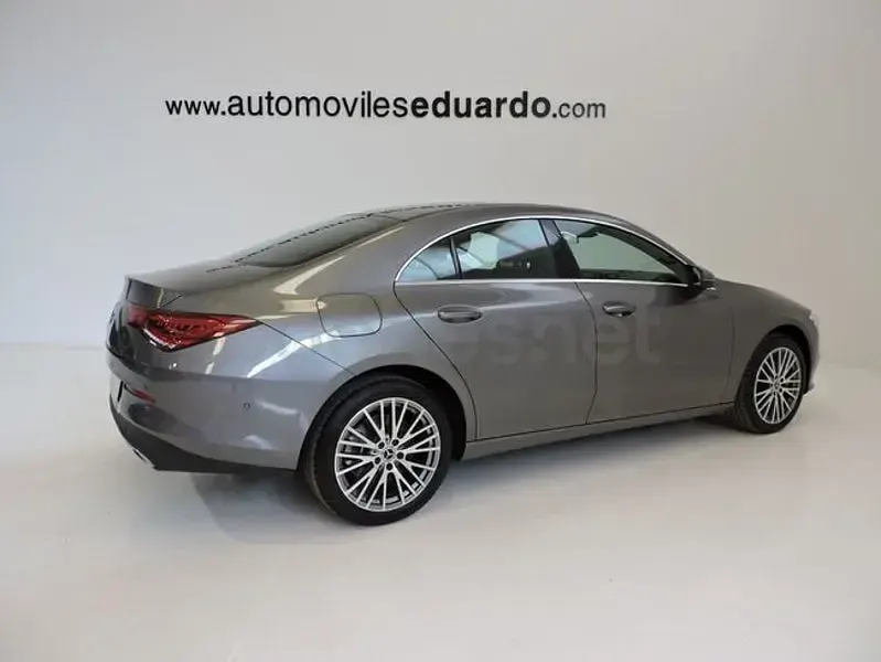Usado Mercedes CLA250e 218 CV (160 kW) 2023 Gris / plata Coupe