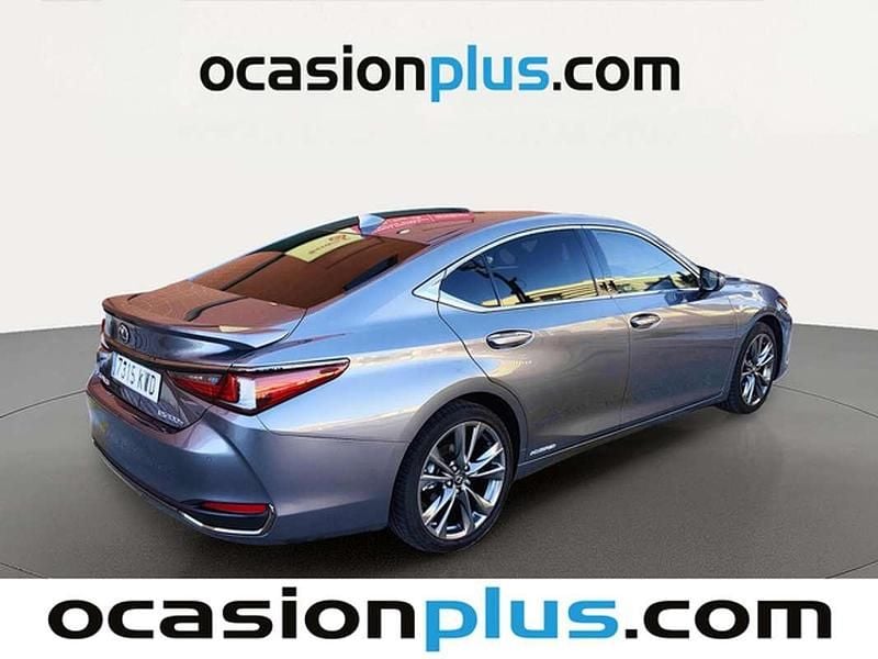 Usado Lexus ES300 Sport Line 218 CV (160 kW) 2019 Gris Berlina