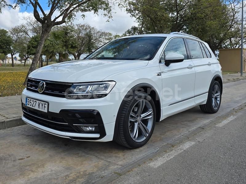 Blanco Usado 2019 VW Tiguan Sportline SUV | 24.990 € (Un poco caro) - Imagen 1/4