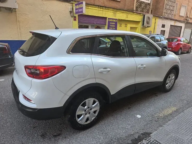 Usado Renault Kadjar Intens 115 CV (84 kW) 2019 Blanco SUV