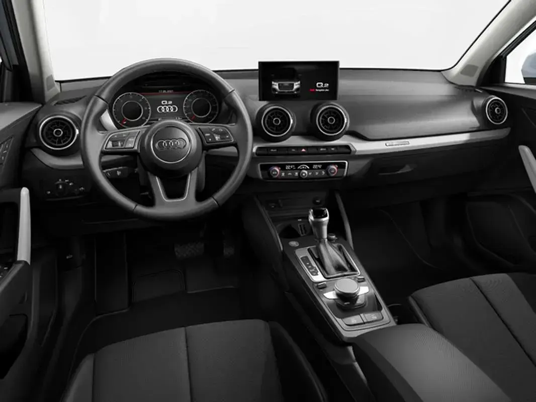Usado Audi Q2 Advanced 116 CV (85 kW) 2022 Gris SUV