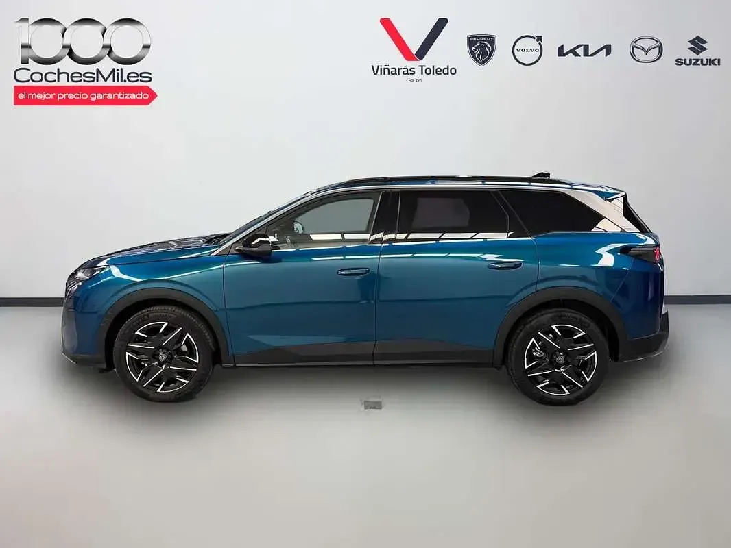 Usado Peugeot 5008 Allure 136 CV (100 kW) 2025 Azul SUV