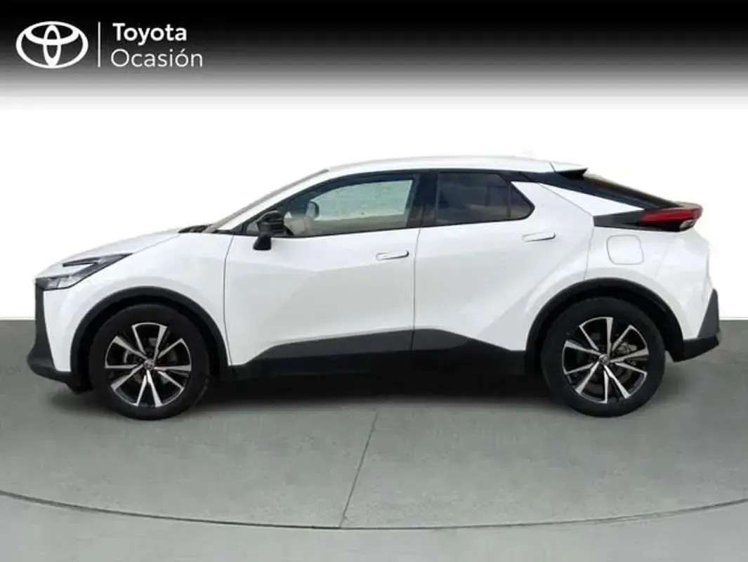 Usado Toyota C-HR Advance 140 CV (102 kW) 2024 Blanco SUV