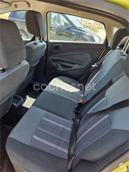 Verde Usado 2009 Ford Fiesta Trend Utilitario | 4500 € (Buen precio) - Imagen 1/1