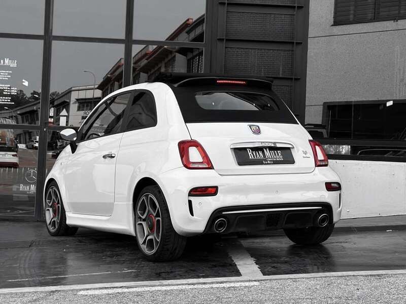 Usado Abarth 595C Turismo 165 CV (121 kW) 2020 Blanco Descapotable